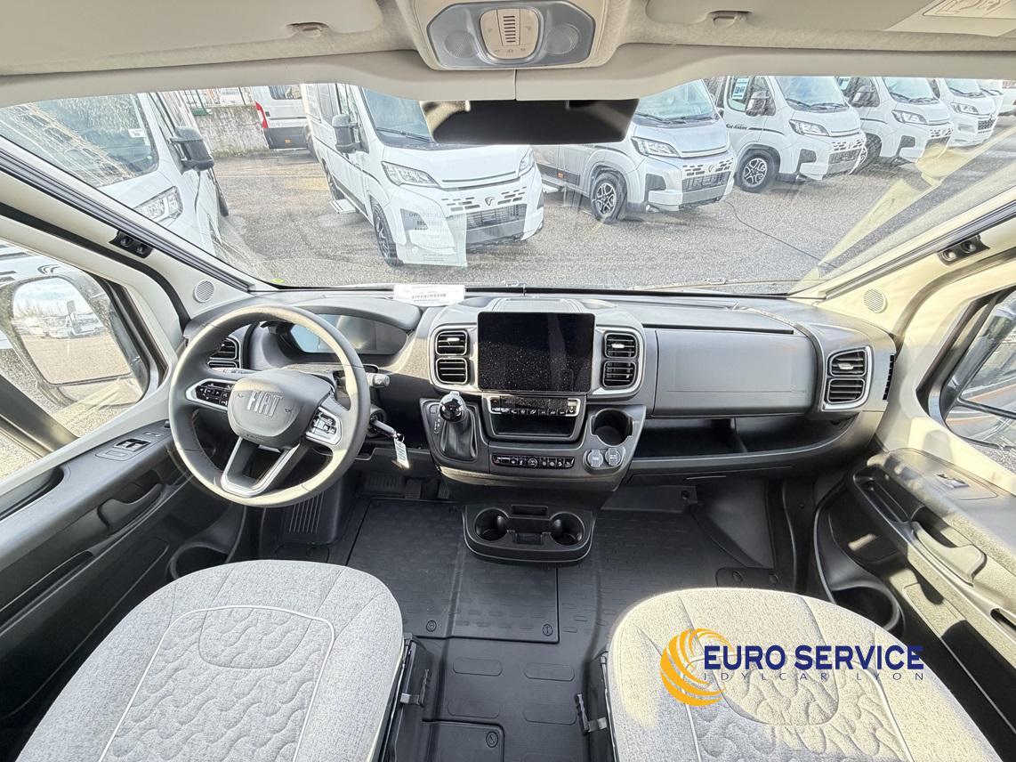 MALIBU MALIBU VAN FIRST CLASS GT SKYVIEW 640 LE RB