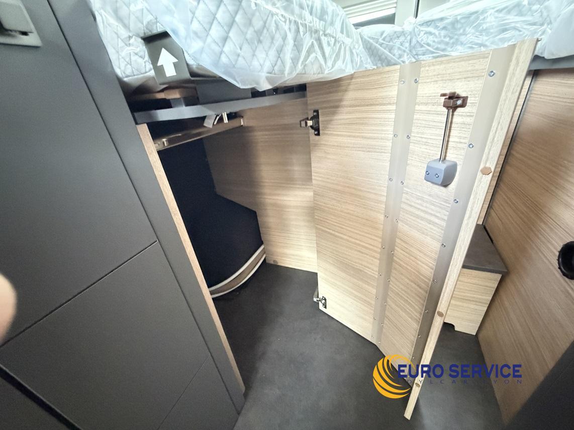 MALIBU MALIBU VAN FIRST CLASS GT SKYVIEW 640 LE RB