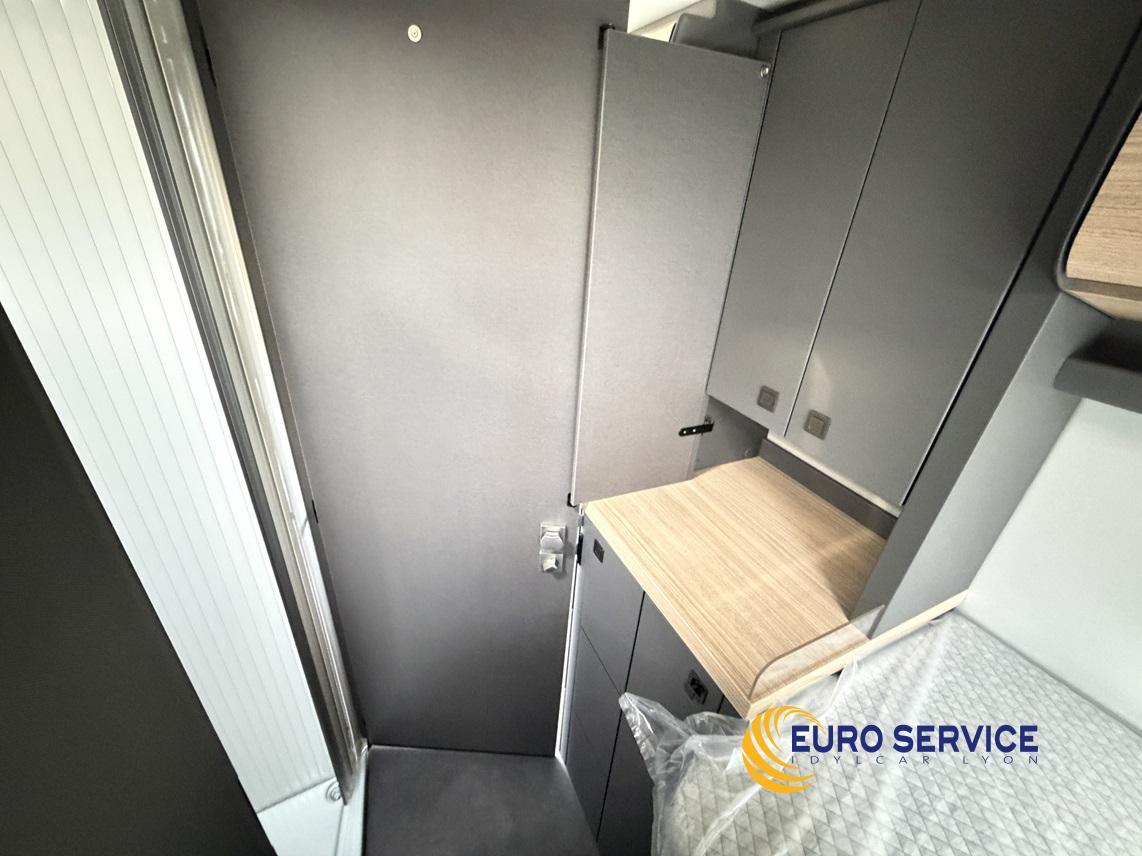 MALIBU MALIBU VAN FIRST CLASS GT SKYVIEW 640 LE RB