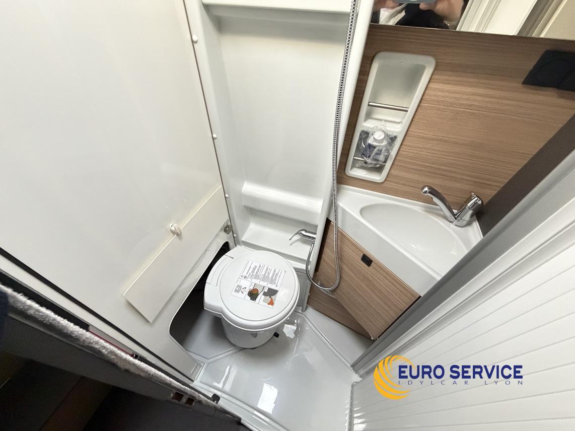 MALIBU MALIBU VAN FIRST CLASS GT SKYVIEW 640 LE RB