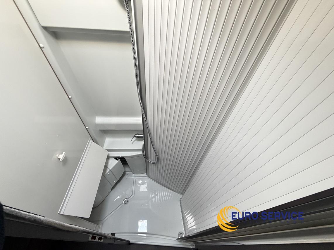 MALIBU MALIBU VAN FIRST CLASS GT SKYVIEW 640 LE RB