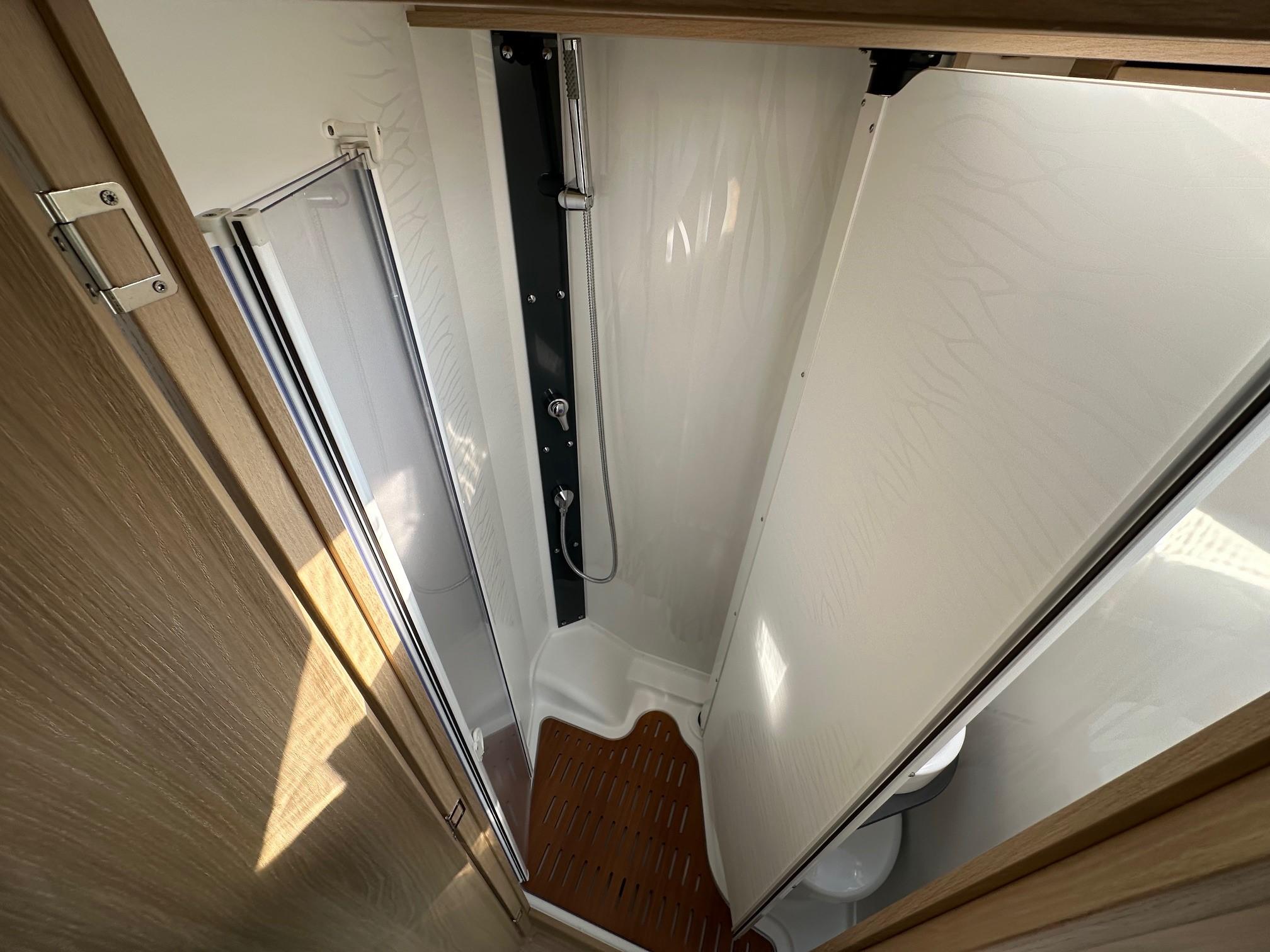 ITINEO FAMILI COMPACT CJ 660 BVA