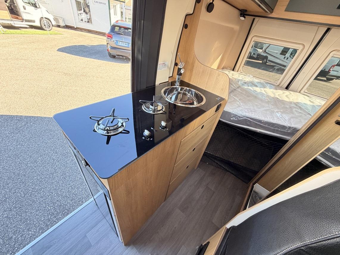 FONT VENDOME RANDOCAMP