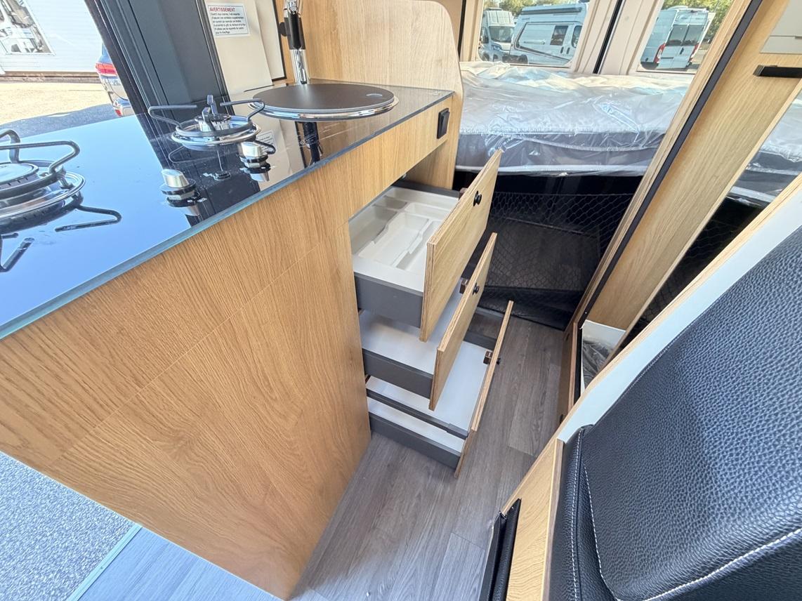 FONT VENDOME RANDOCAMP