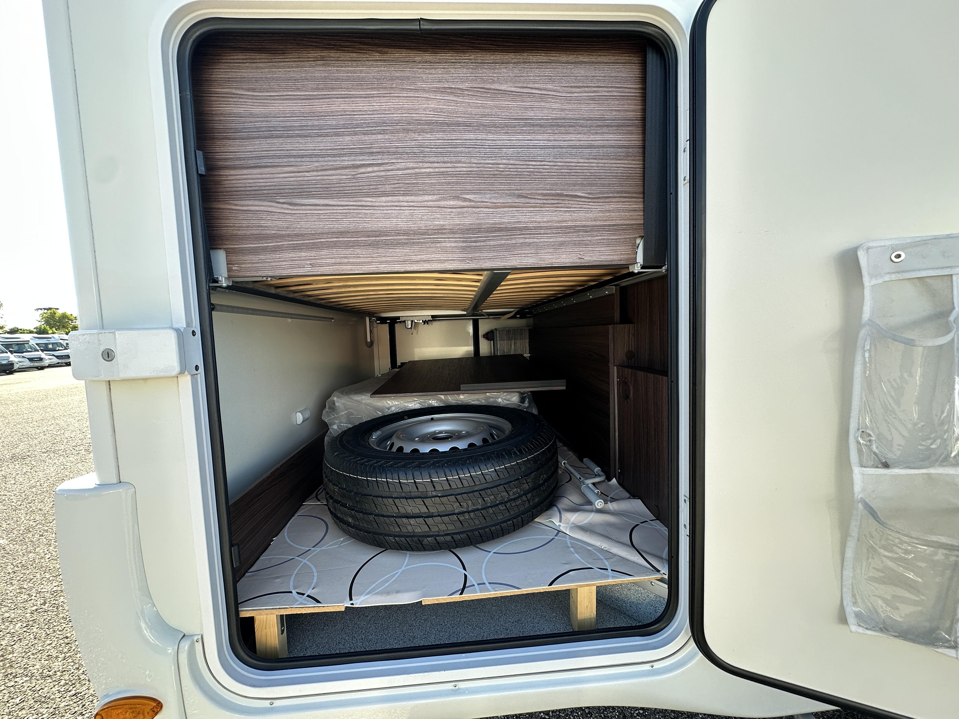 BENIMAR TESSORO 440 UP